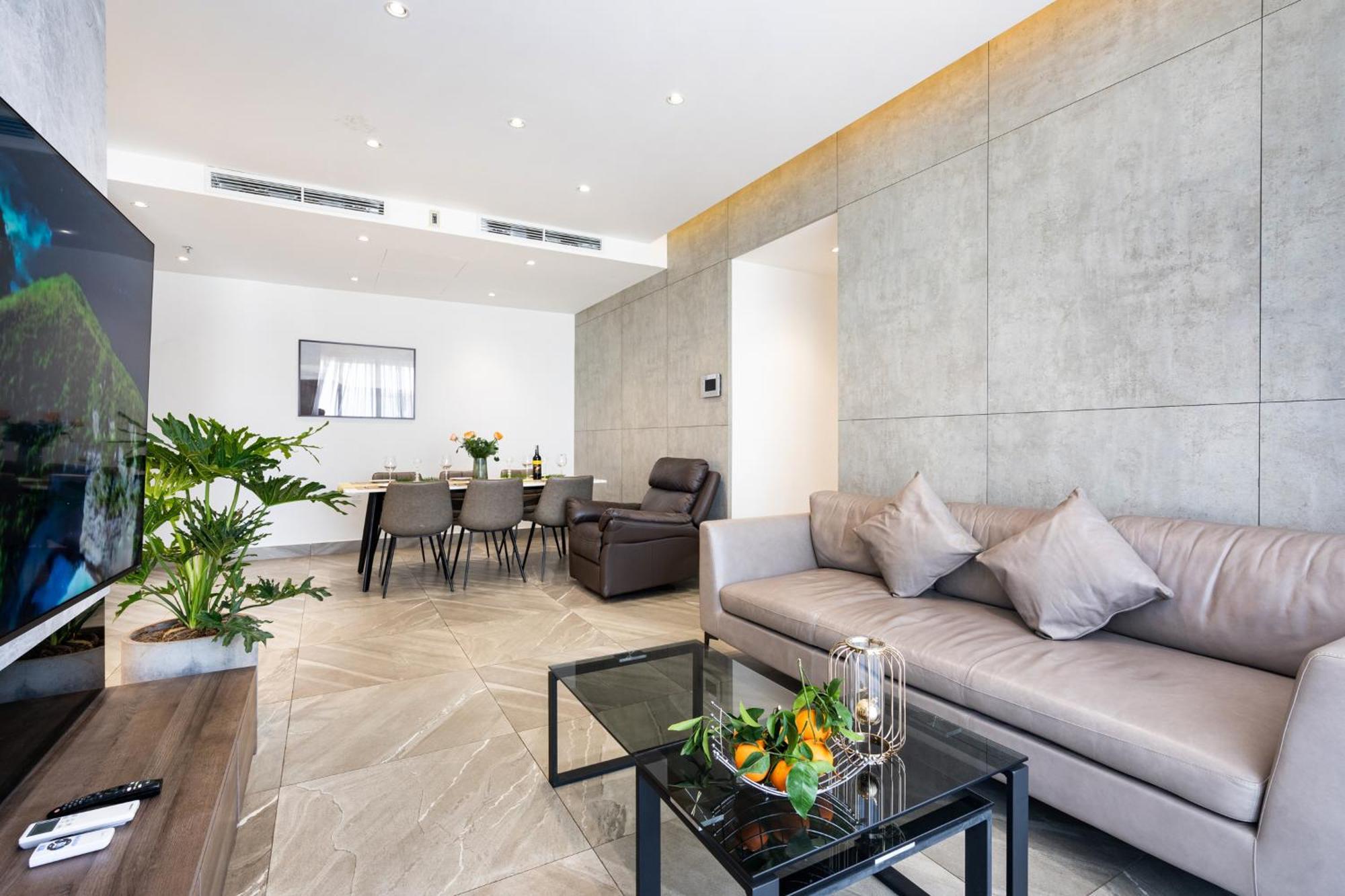 Saigon Apartments - Free City Walk Experience, Amazing Infinity Pool & Free 4G Sim Card For 3 Nights Thành Pho Ho Chí Minh Esterno foto